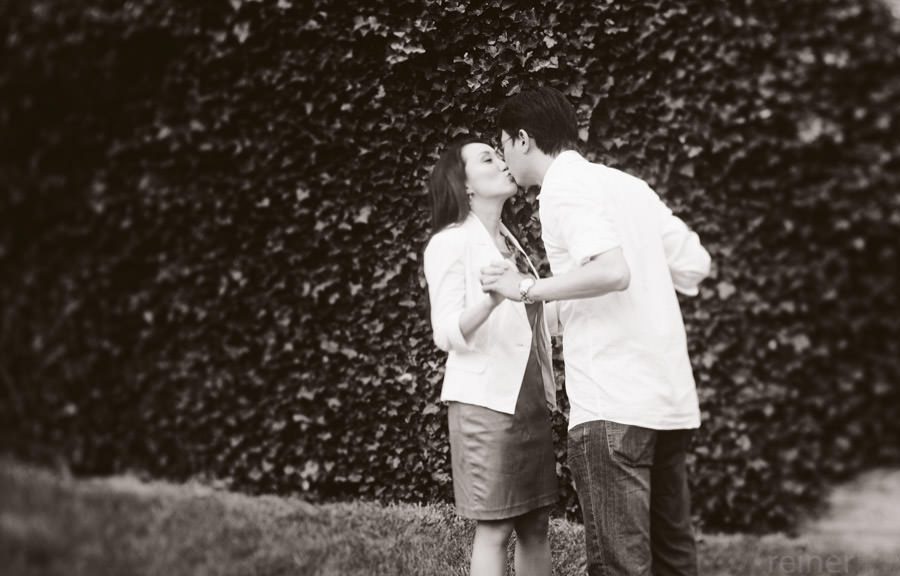 engagement session in Princeton New Jersey by Philadelphia wedding photographers Reiner Photography