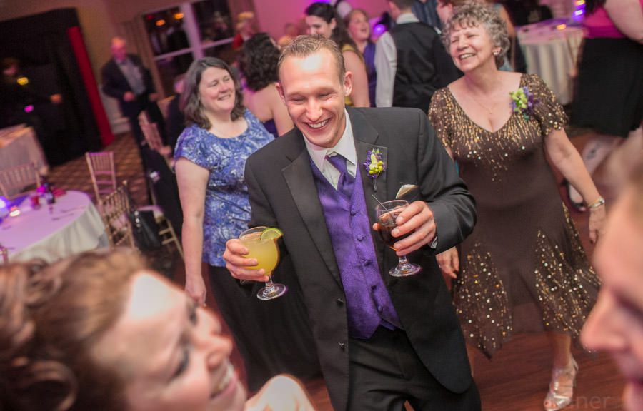 wedding at Penn Oaks West Chester Pa photos by Reiner Photography