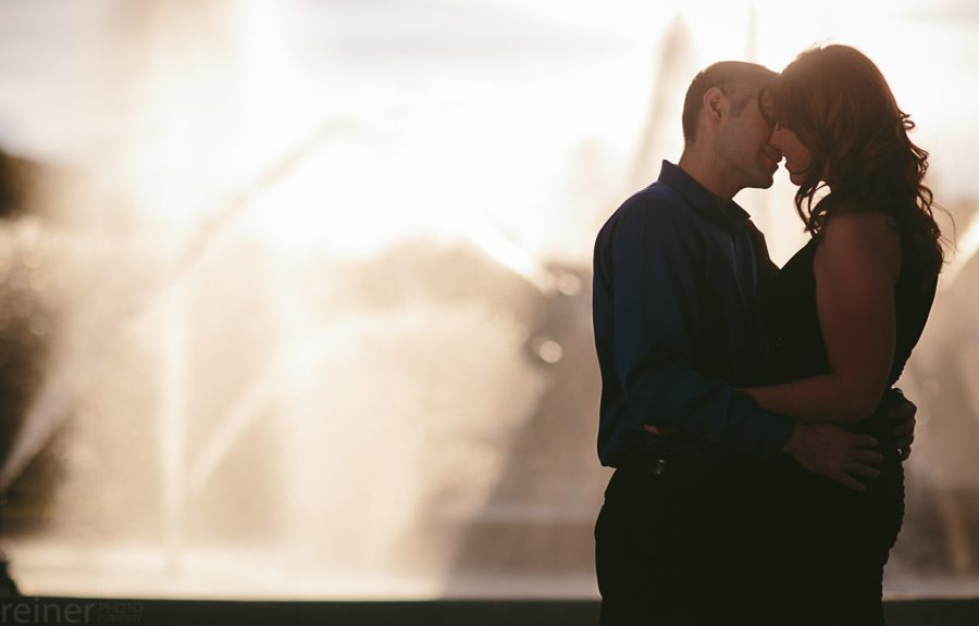 Washington monument at philadelphia Musueum of Art philadelphia engagement photography session