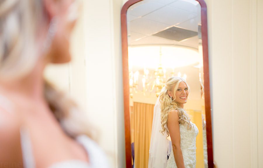 bridal suite portraits at the Dupont Country Club in Delaware