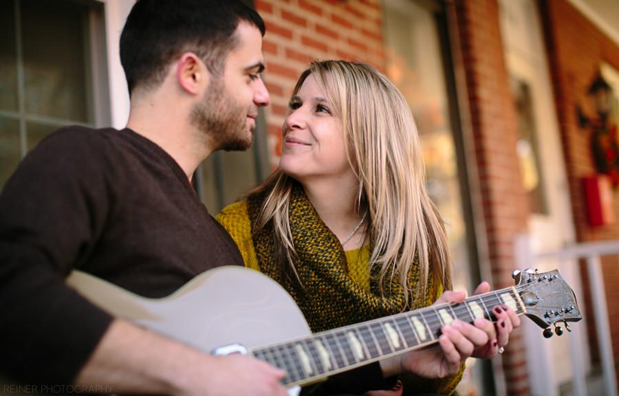 12 Engagement Pictures - Christina & Jon