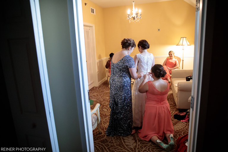 bridal suite at Downingtown Country Club Wedding